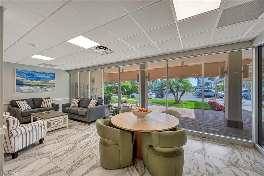 5 Bluebill Ave 412, Naples, FL 34108-25