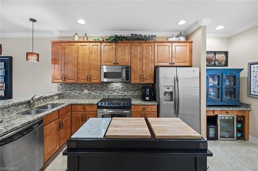 9106 Chula Vista St 115, Naples, FL 34113-12