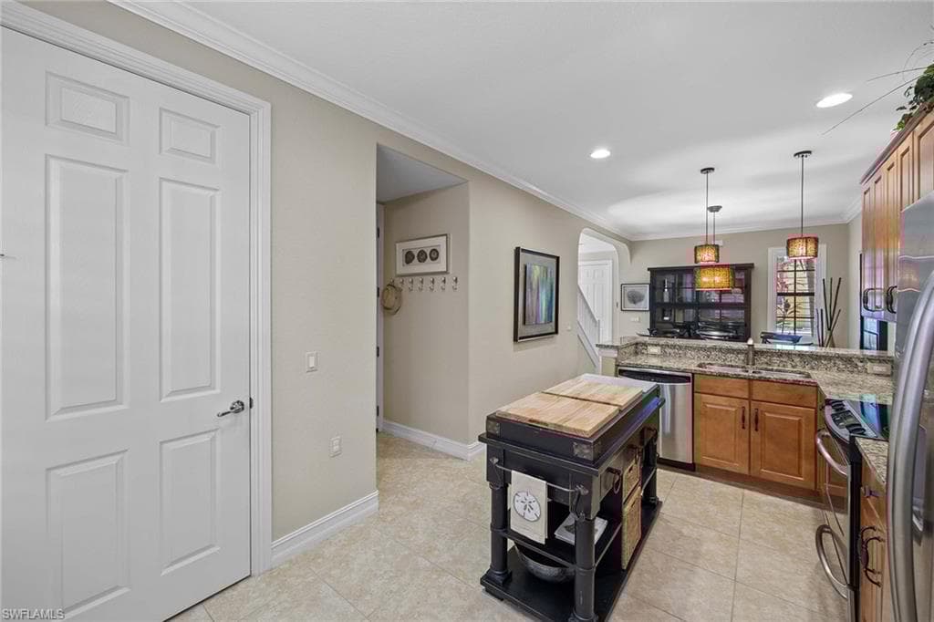 9106 Chula Vista St 115, Naples, FL 34113-14