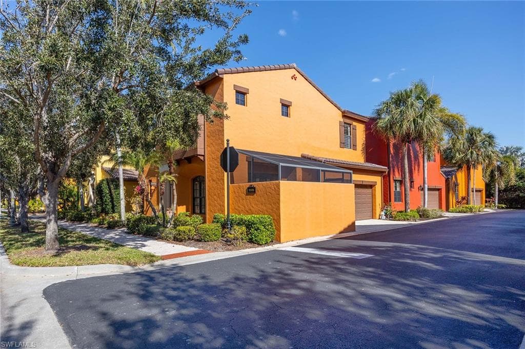9106 Chula Vista St 115, Naples, FL 34113-28