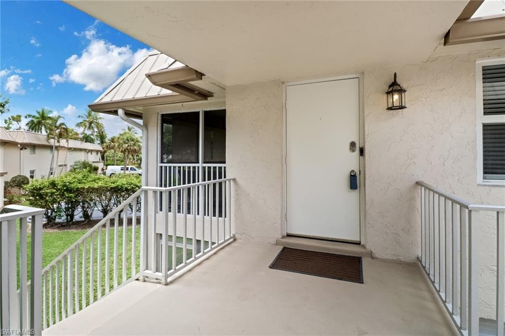 1549 Sandpiper St 76, Naples, FL 34102-4