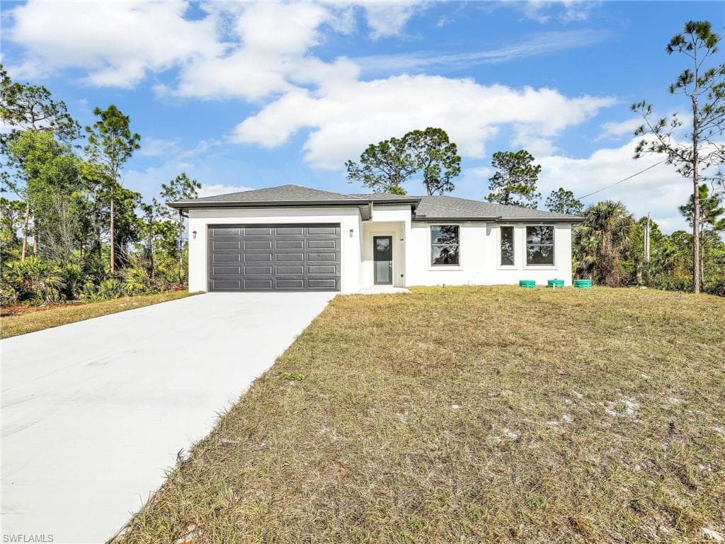 411 Eisenhower Blvd, Lehigh Acres, fl 33974-3