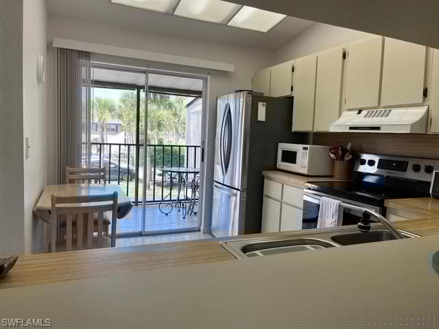 3480 Frosty Way 4, Naples, FL 34112-32