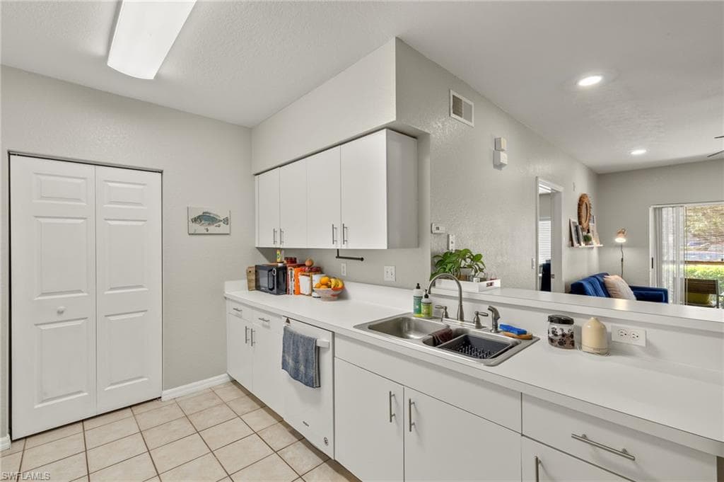 27111 Matheson Ave 101, Bonita Springs, FL 34135-10