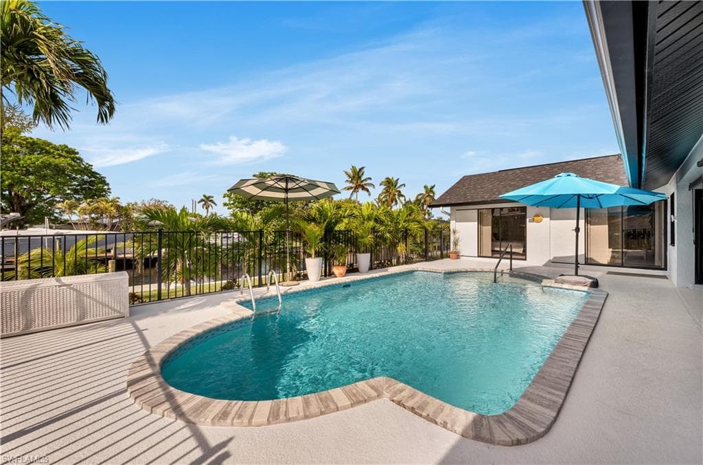5360 Congo Ct, Cape Coral, FL 33904-14