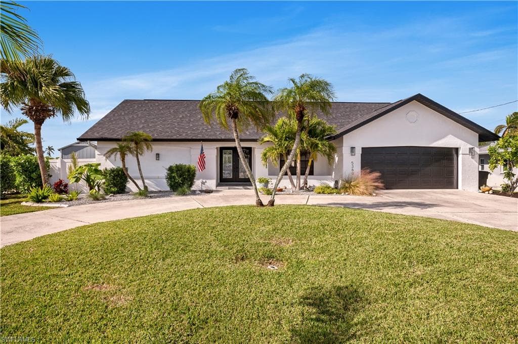 5360 Congo Ct, Cape Coral, FL 33904-5