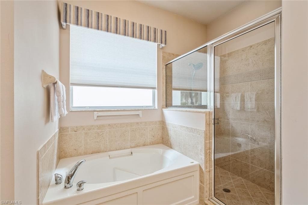 3271 Midship Dr, North Fort Myers, FL 33903-29