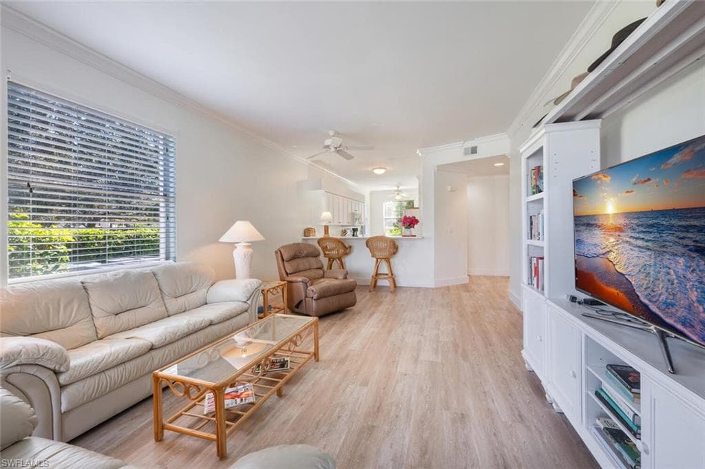 8555 Naples Heritage Dr 218, Naples, FL 34112-9