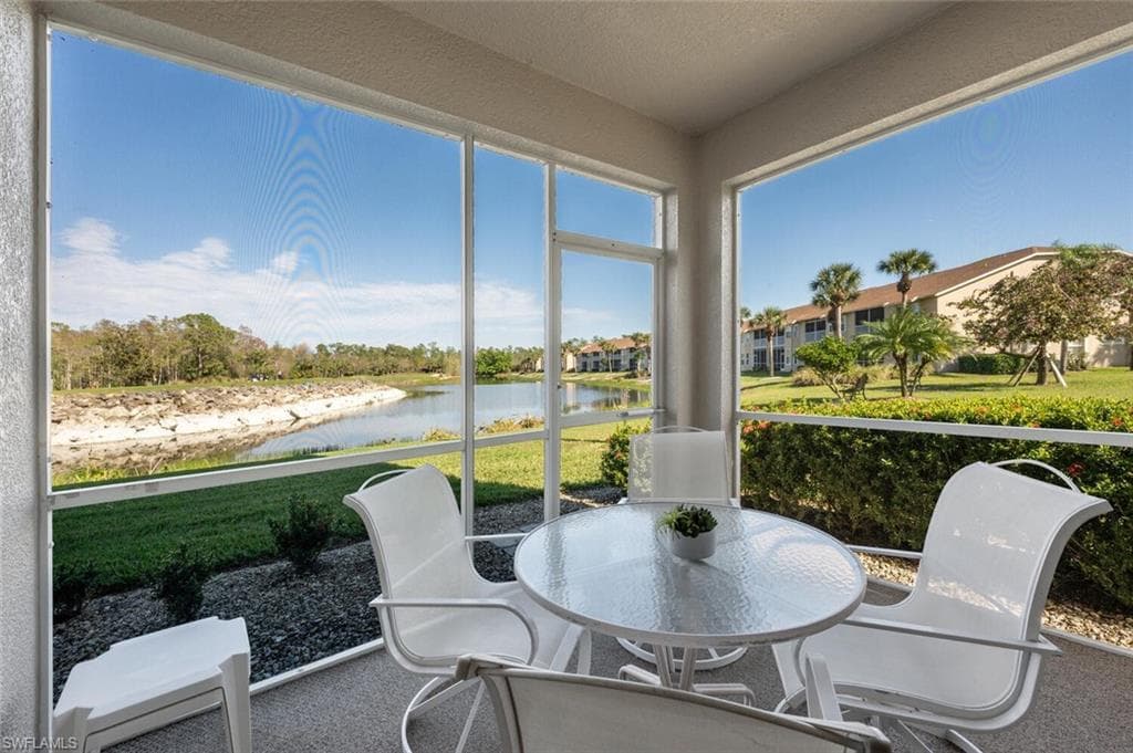 8555 Naples Heritage Dr 218, Naples, FL 34112-23