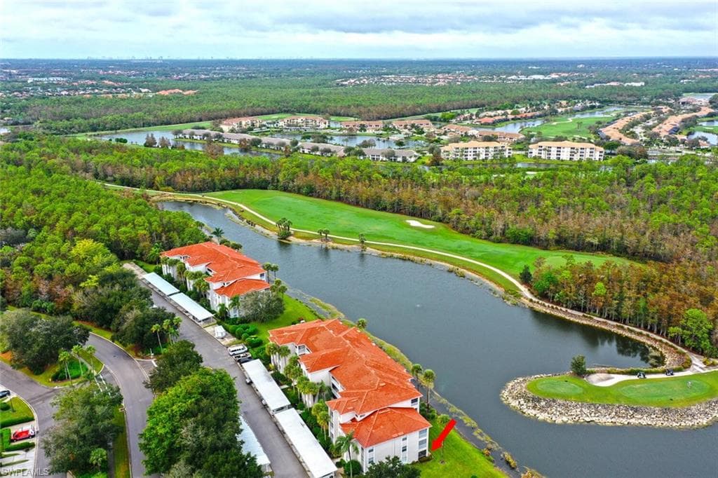 8555 Naples Heritage Dr 218, Naples, FL 34112-2