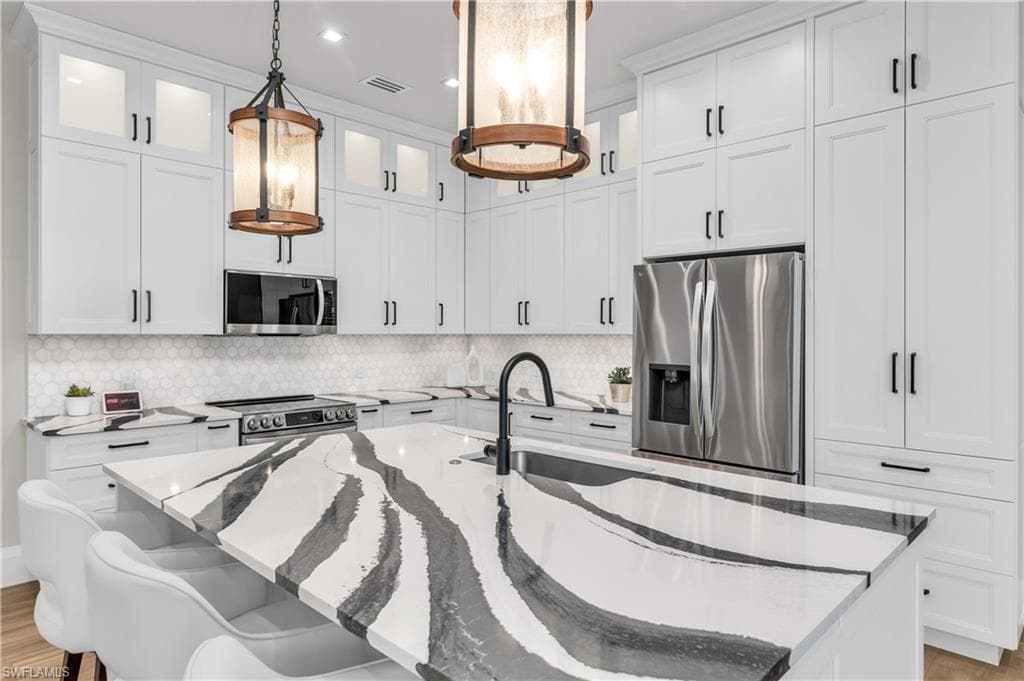 18198 Royal Hammock Blvd, Naples, FL 34114-10