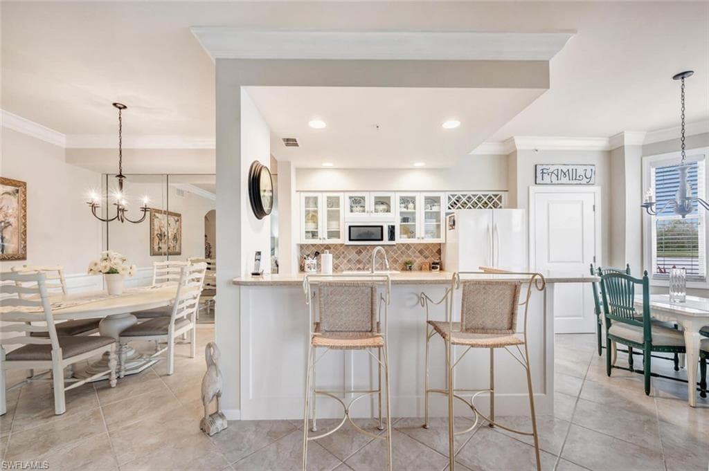 8555 Naples Heritage Dr 216, Naples, FL 34112-12
