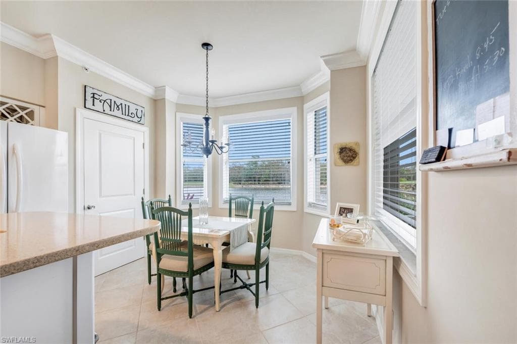 8555 Naples Heritage Dr 216, Naples, FL 34112-16