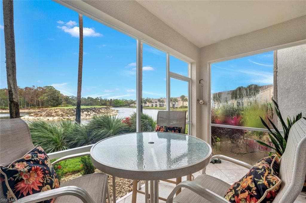 8555 Naples Heritage Dr 216, Naples, FL 34112-28