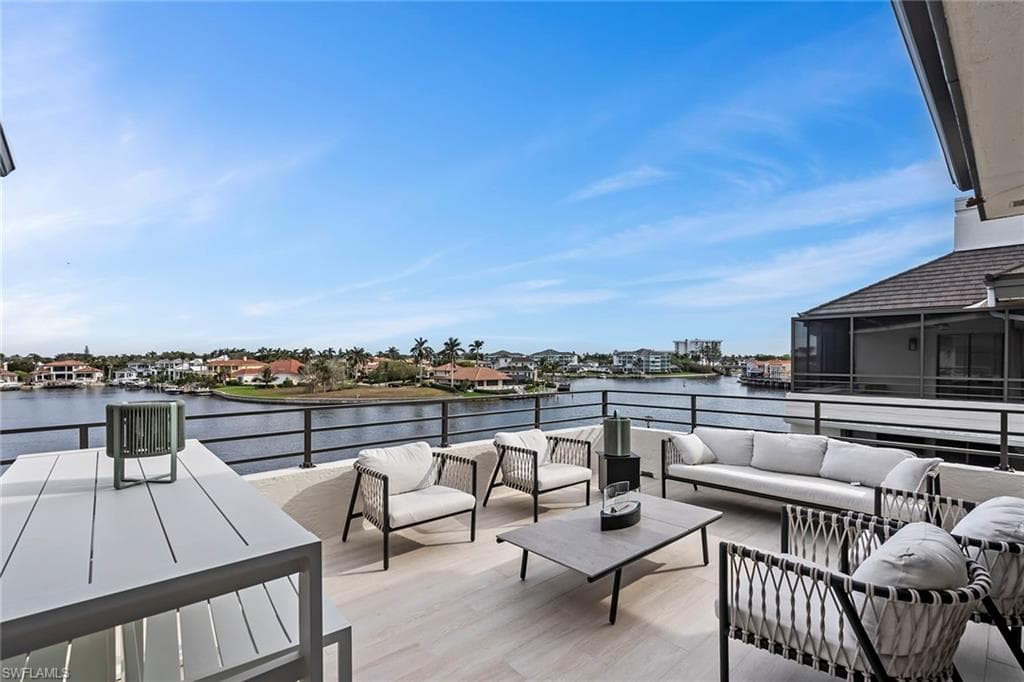 4400 Gulf Shore Blvd N 506, Naples, FL 34103-2