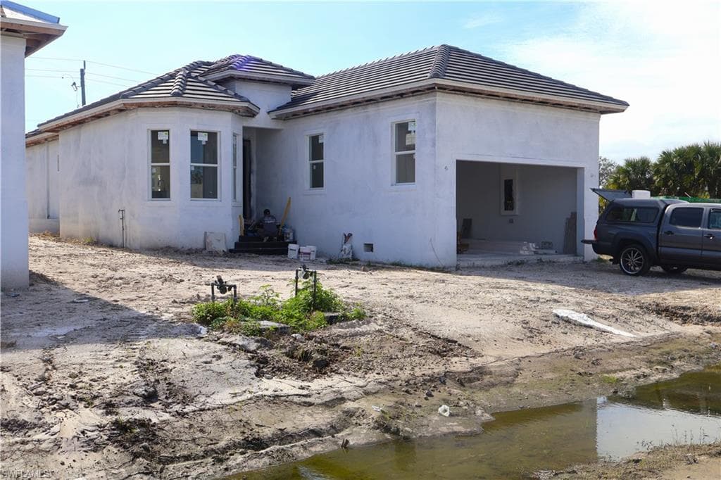 2532 Linda Dr, Naples, FL 34112-9