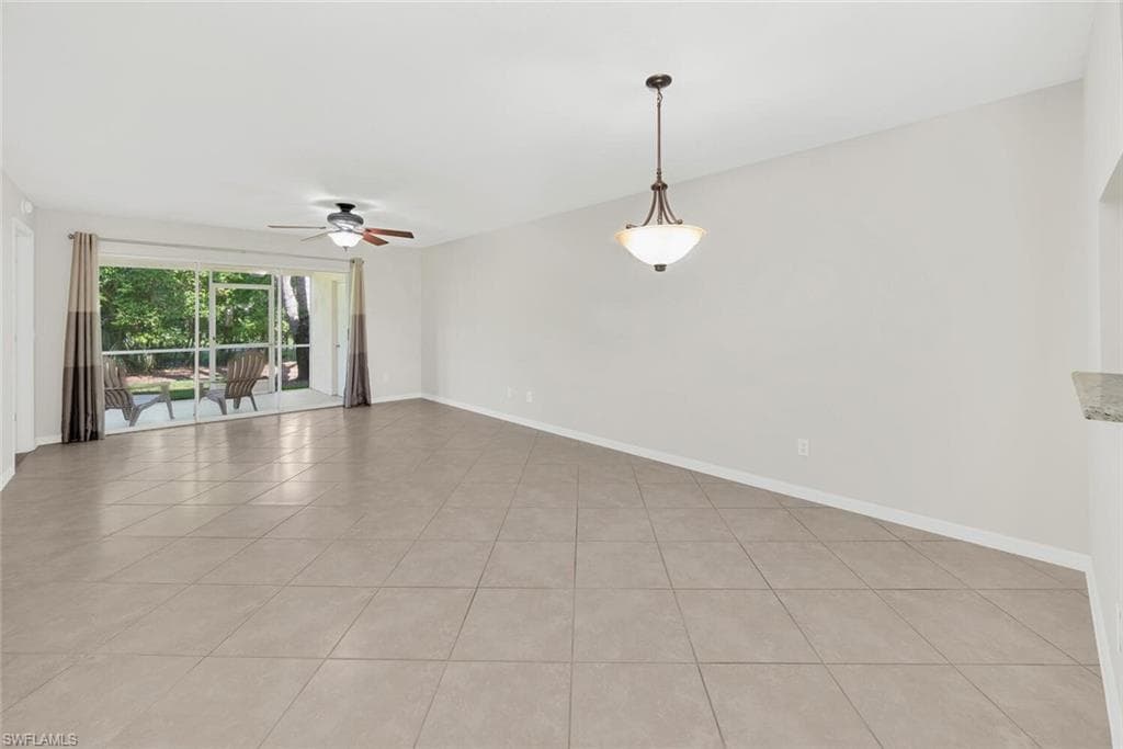7774 Jewel Ln 103, Naples, FL 34109-5