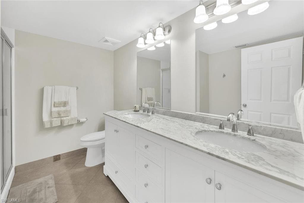 7774 Jewel Ln 103, Naples, FL 34109-7