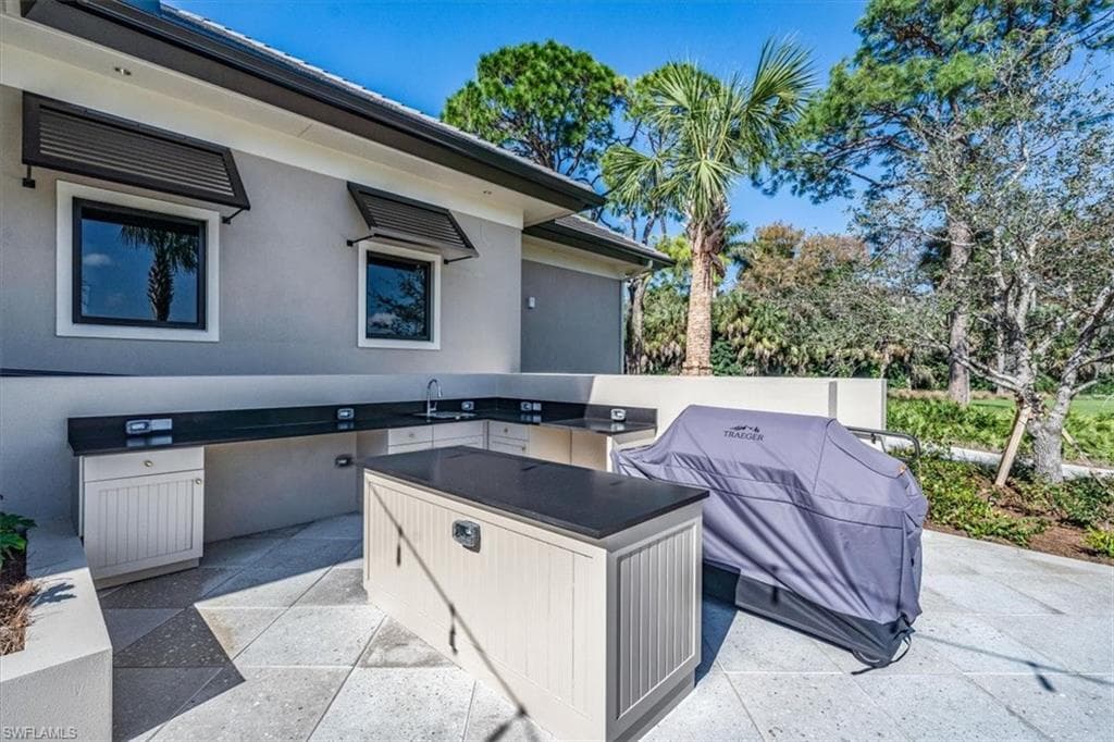 112 Wilderness Dr 224, Naples, FL 34105-36