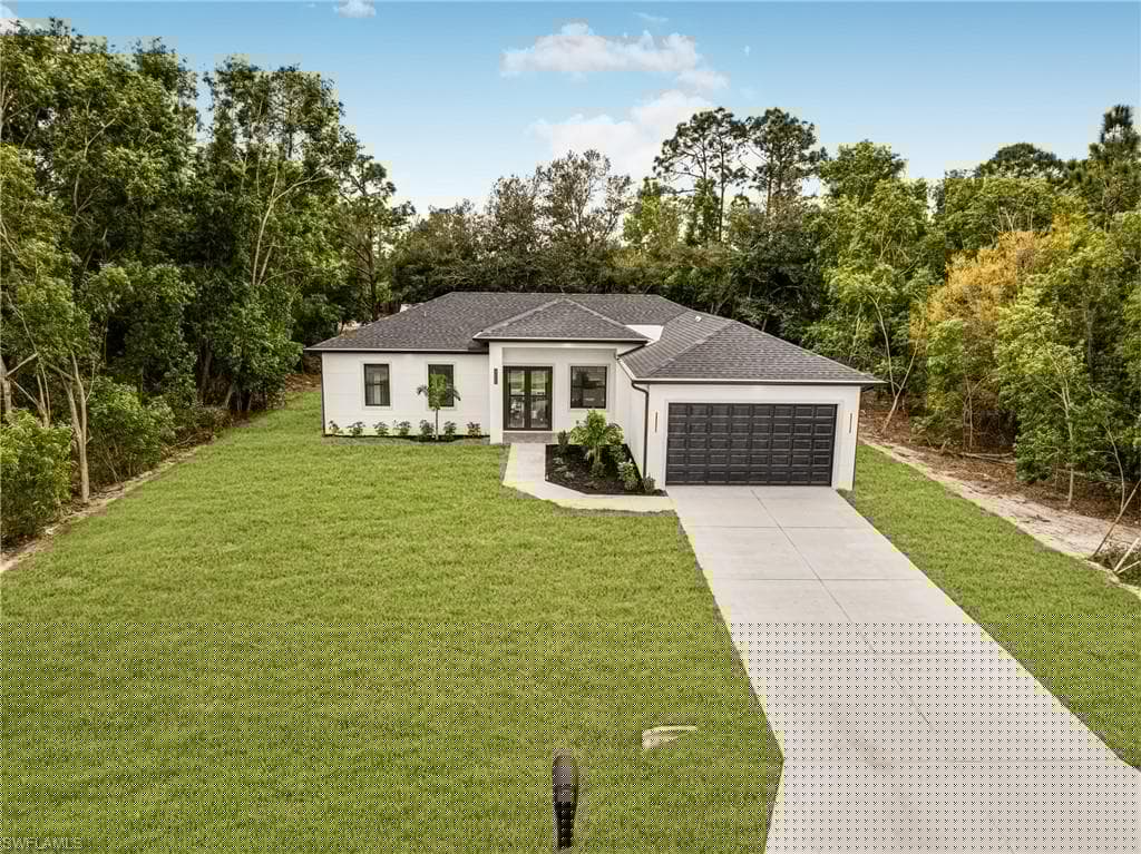 3221 Vera Ct, Lehigh Acres, FL 33976-2