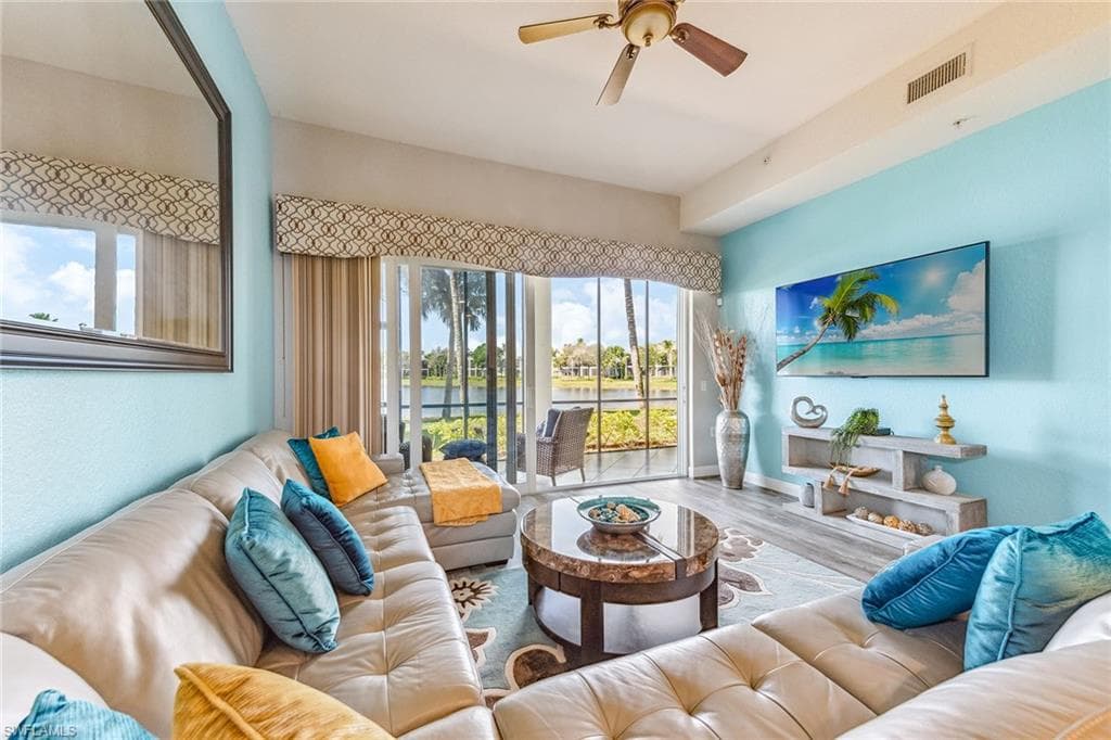 9275 Museo Cir 103, Naples, FL 34114-4