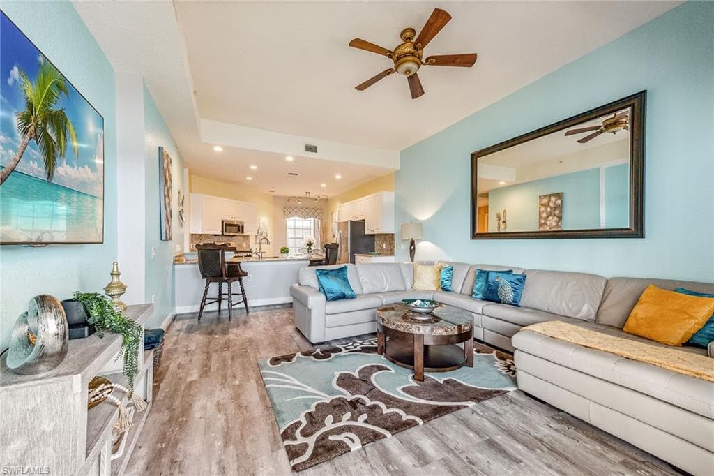 9275 Museo Cir 103, Naples, FL 34114-5