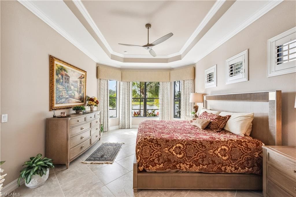 2280 Somerset Pl, Naples, FL 34120-12