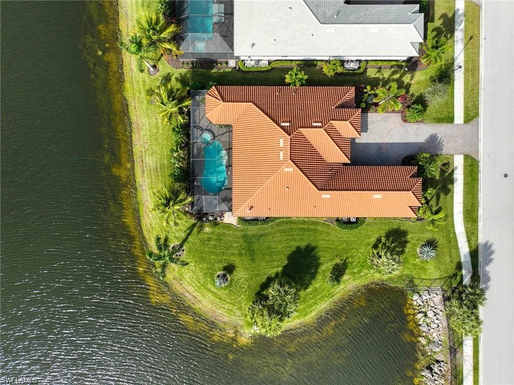 2280 Somerset Pl, Naples, FL 34120-36