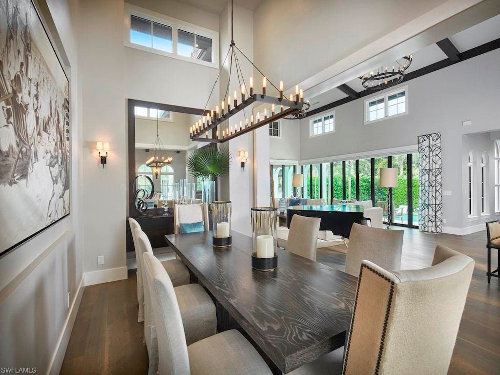 4216 Crayton Rd, Naples, FL 34103-8