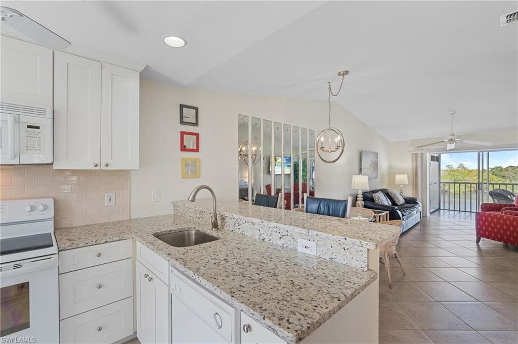 1335 Mainsail Dr 1315, Naples, FL 34114-4