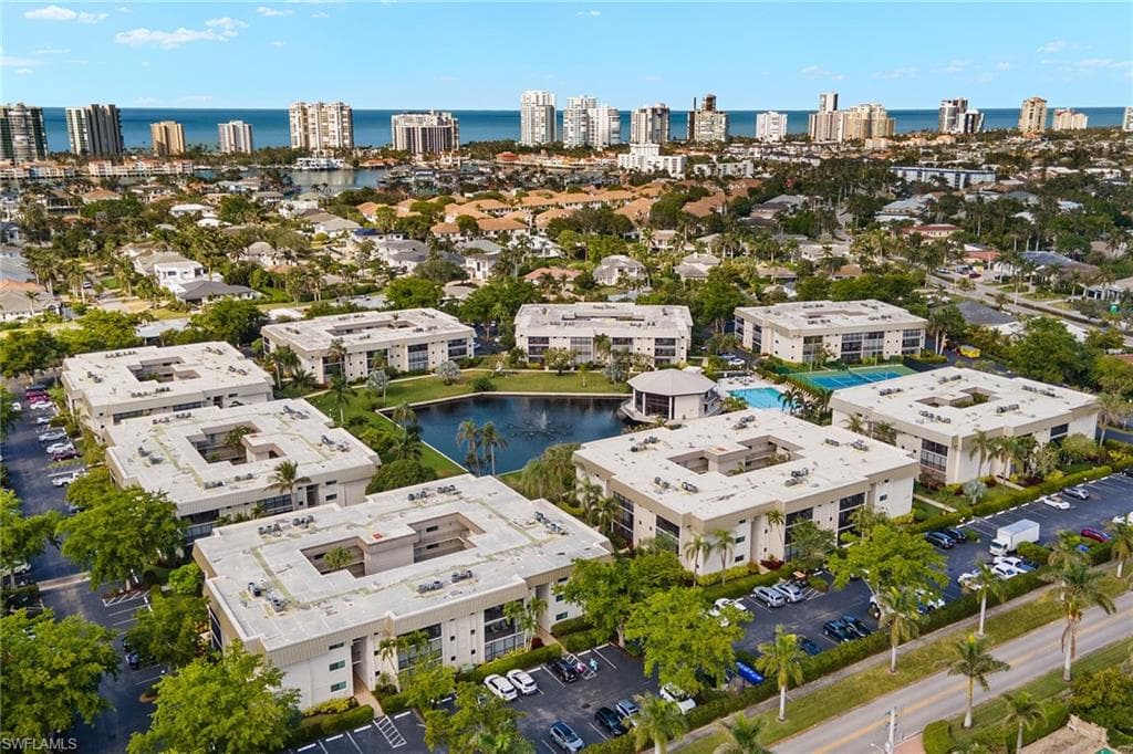788 Park Shore Dr C19, Naples, FL 34103-22