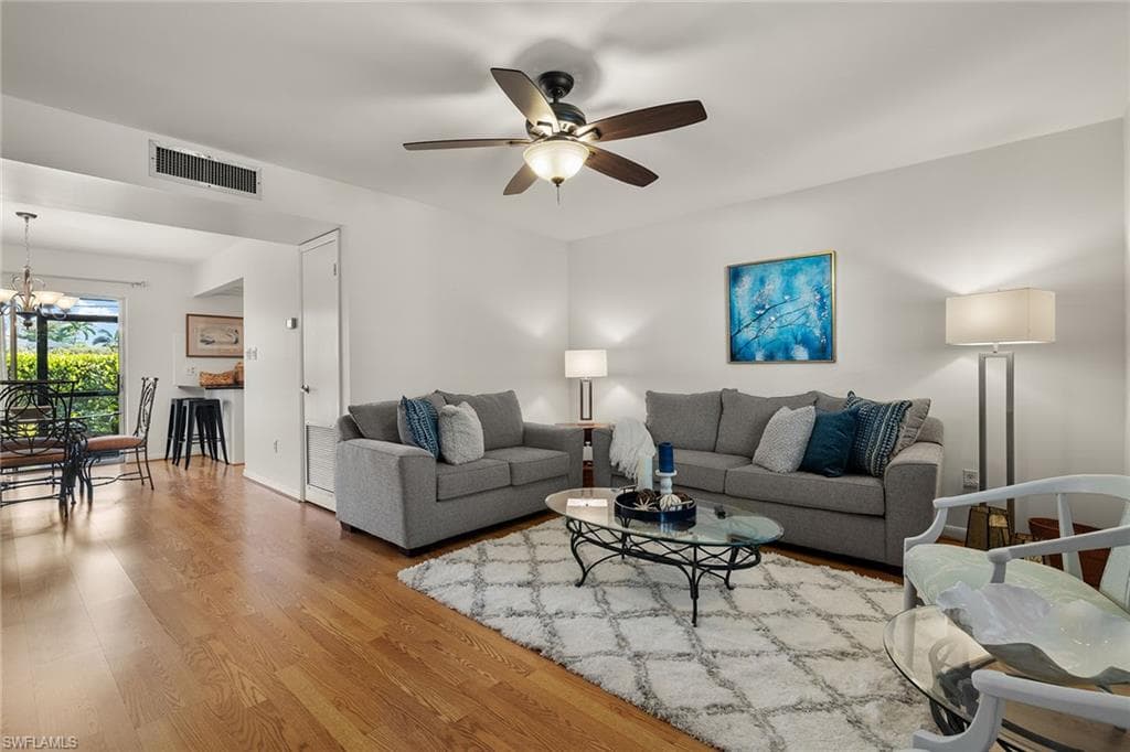788 Park Shore Dr C19, Naples, FL 34103-3