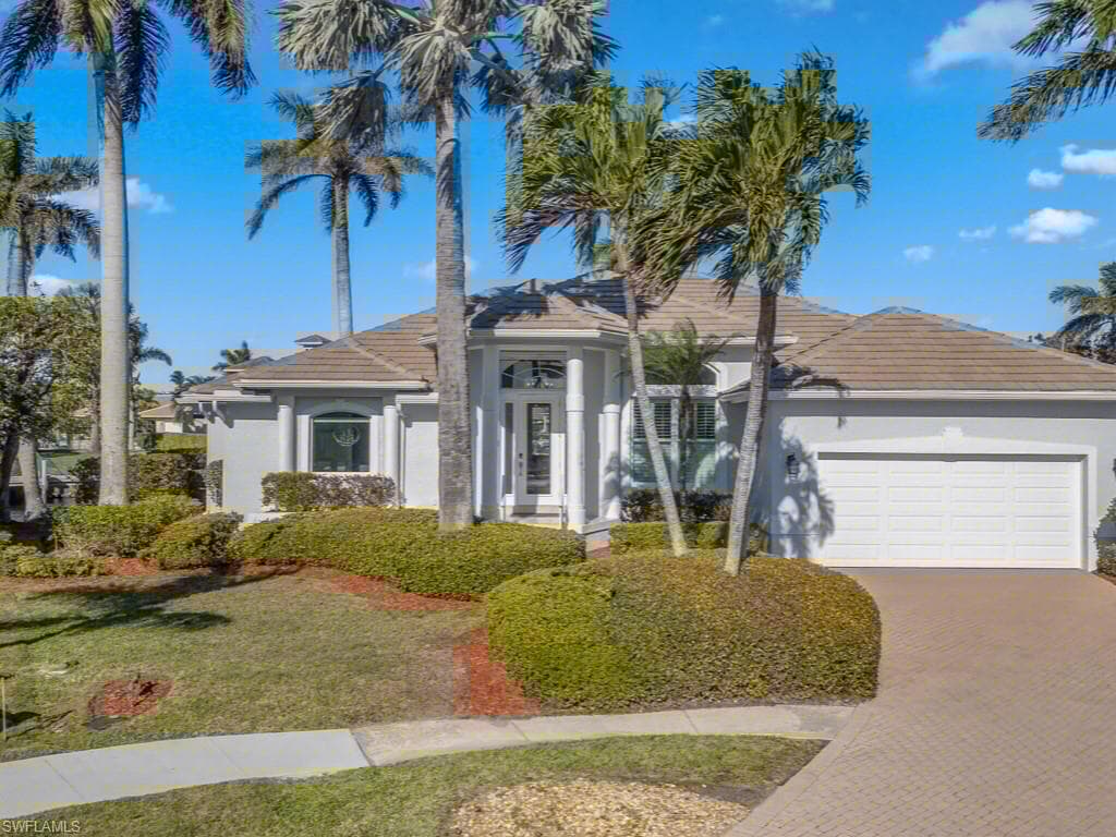 160 Seas Ct, Marco Island, FL 34145-4