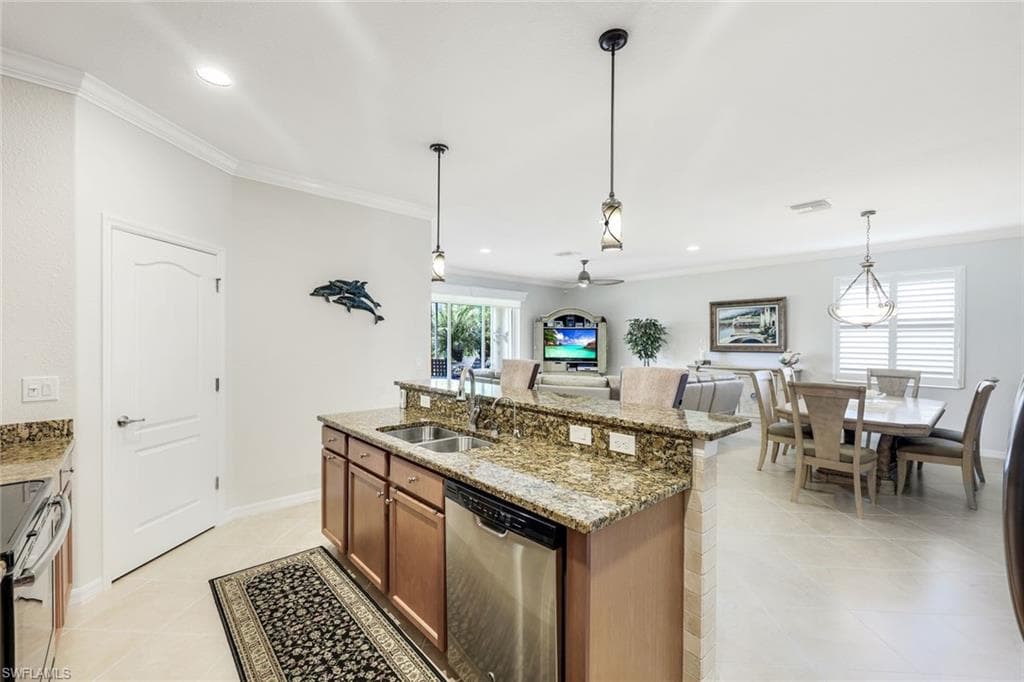14701 Cranberry Ct, Naples, FL 34114-11