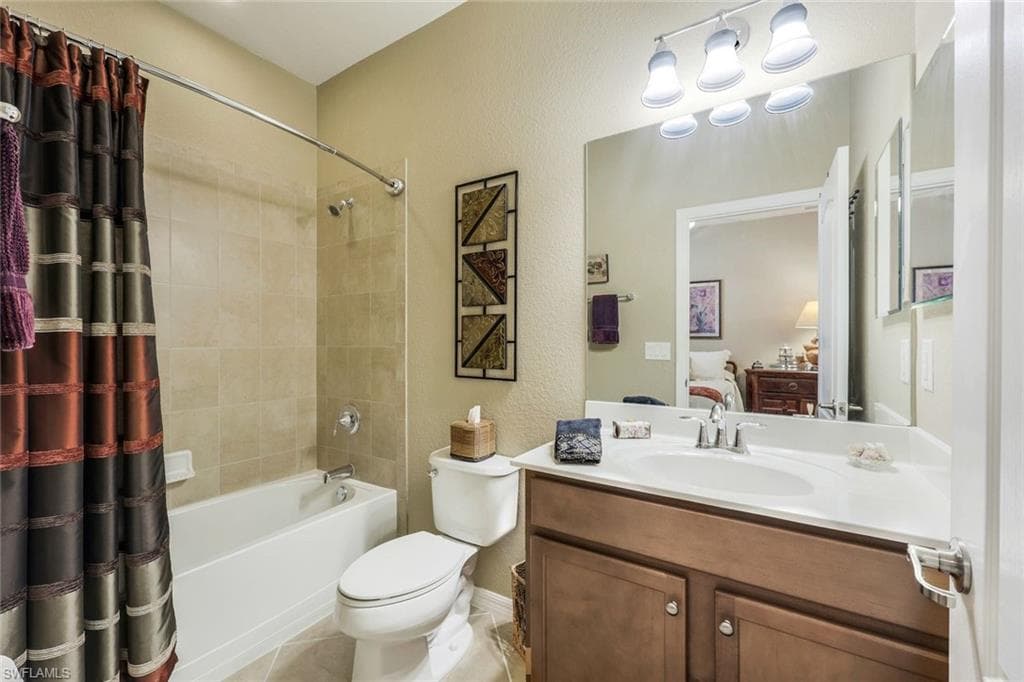 14701 Cranberry Ct, Naples, FL 34114-18