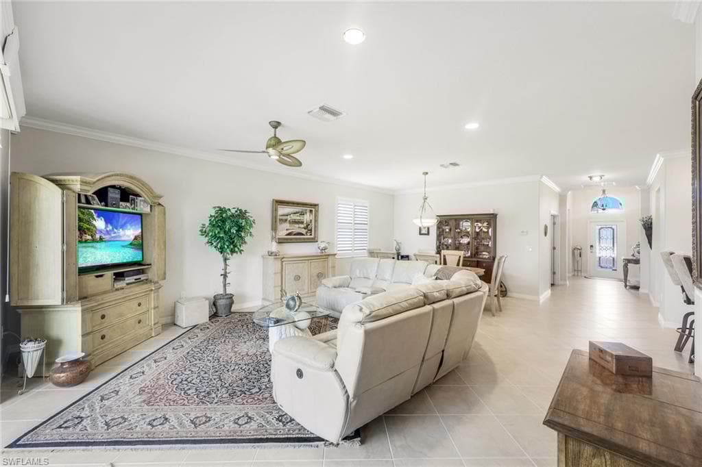 14701 Cranberry Ct, Naples, FL 34114-5