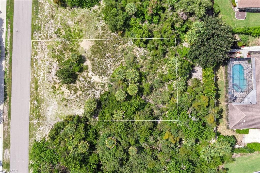 680 Inlet Dr, Marco Island, FL 34145-12