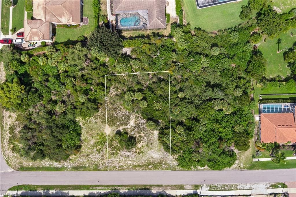 680 Inlet Dr, Marco Island, FL 34145-13
