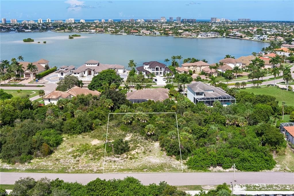680 Inlet Dr, Marco Island, FL 34145-14