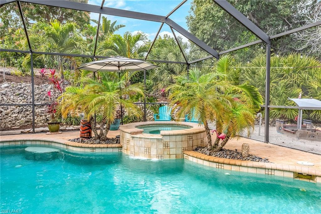 1862 Granada Dr, Marco Island, FL 34145-30