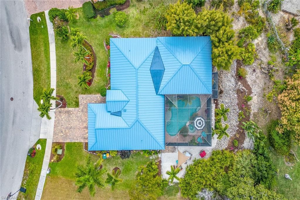 1862 Granada Dr, Marco Island, FL 34145-32