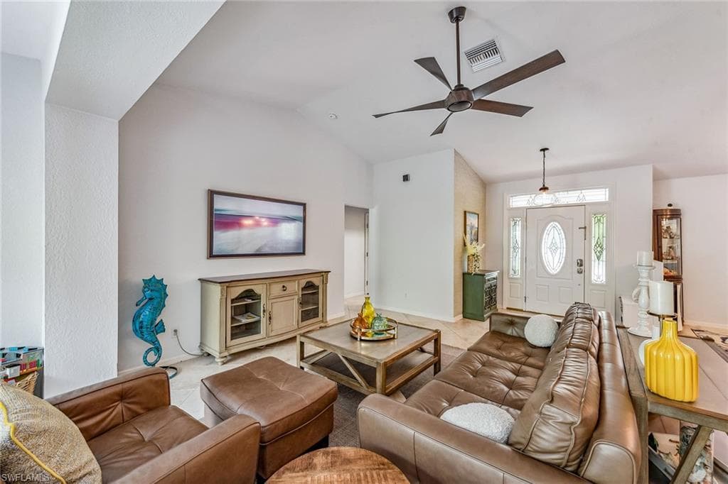 1862 Granada Dr, Marco Island, FL 34145-6