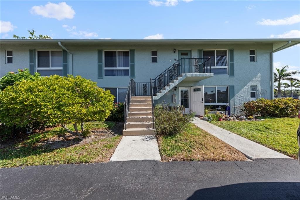 197 Harrison Rd 2, Naples, FL 34112-29