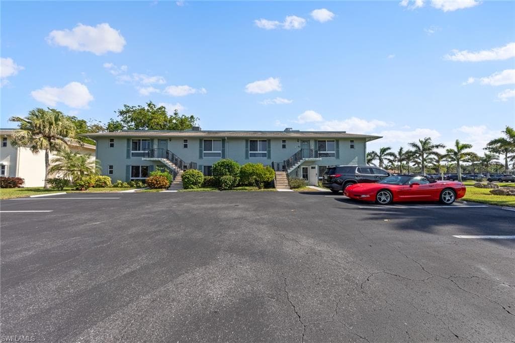 197 Harrison Rd 2, Naples, FL 34112-31