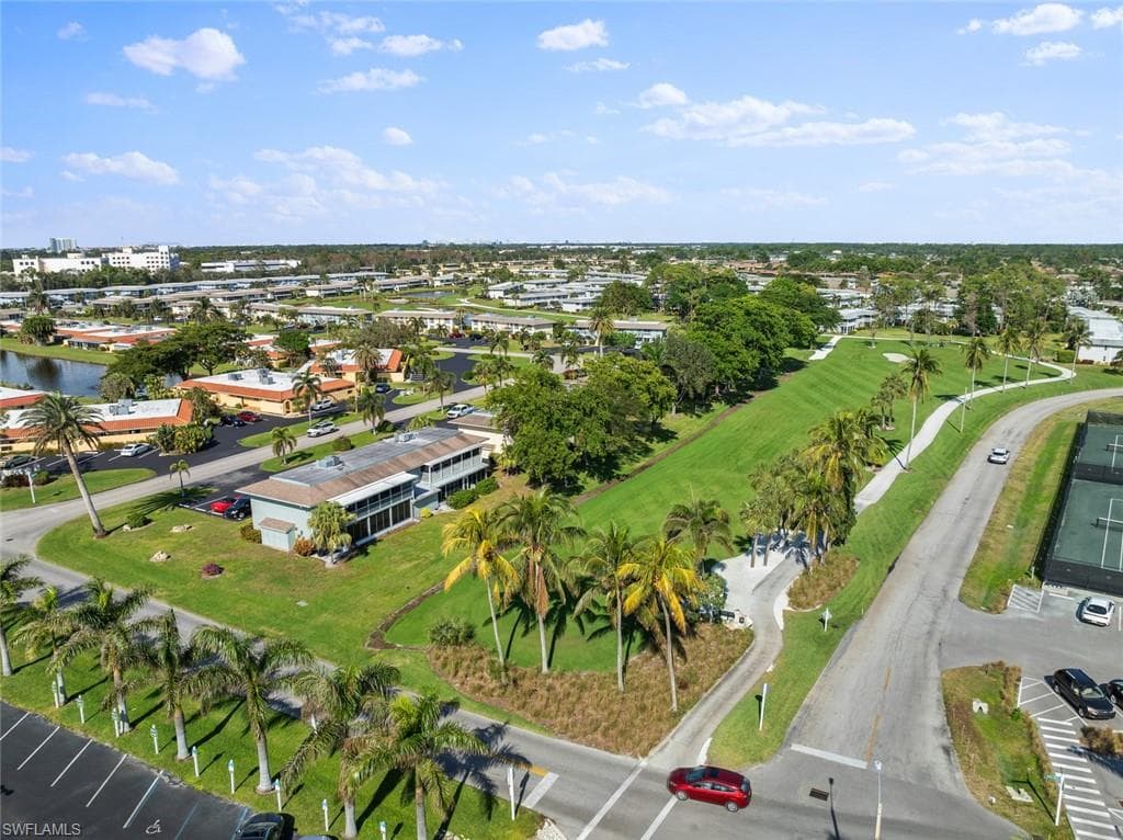 197 Harrison Rd 2, Naples, FL 34112-33