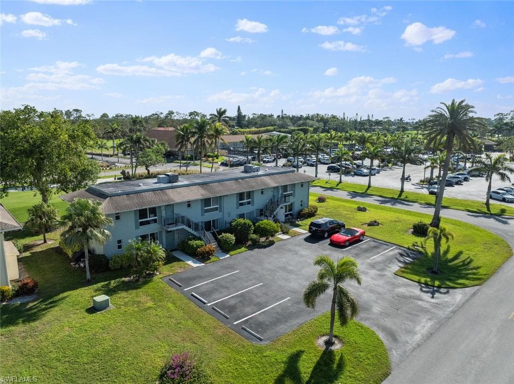 197 Harrison Rd 2, Naples, FL 34112-39