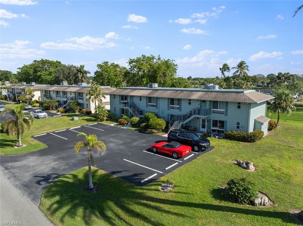 197 Harrison Rd 2, Naples, FL 34112-40