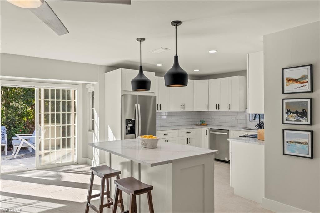 7 Crooked Ln, Naples, FL 34112-1