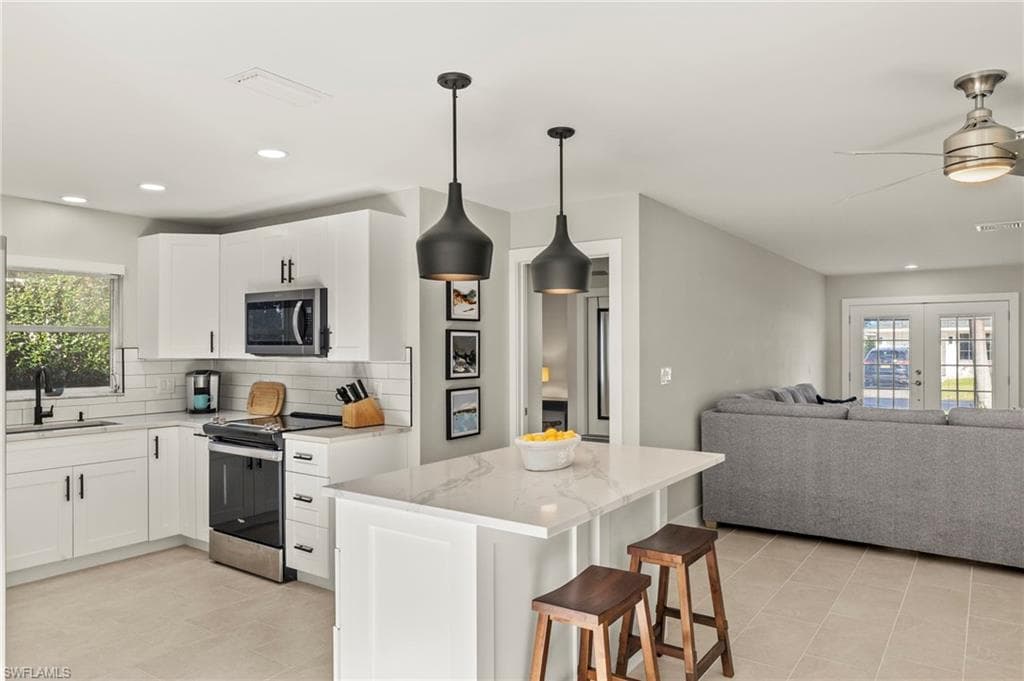7 Crooked Ln, Naples, FL 34112-7