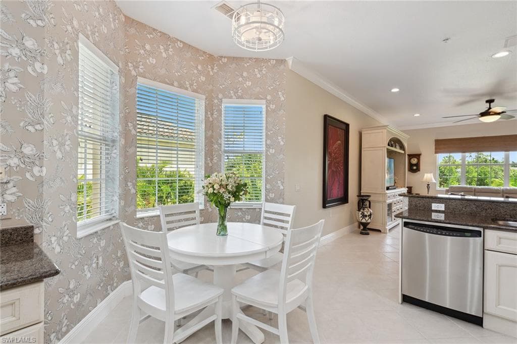 3755 Montreux Ln 201, Naples, FL 34114-12